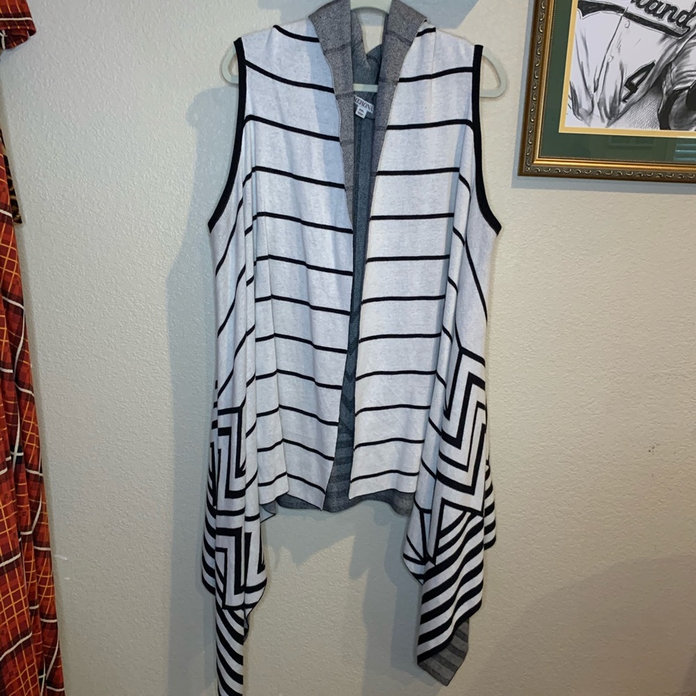 Vest/cardigan